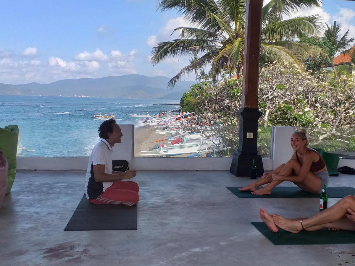 Puri Oka Beach Bungalows Candidasa Екстериор снимка